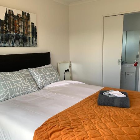 A Beauty On Bligh St Te Anau Villa Exterior photo